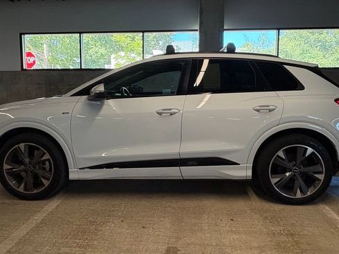 Used 2024 Audi Q4 e-tron Prestige w/ Black Optic Package AWD/4WD image 2
