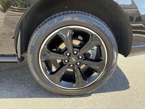 Used 2023 Ford Expedition Limited RWD image 26