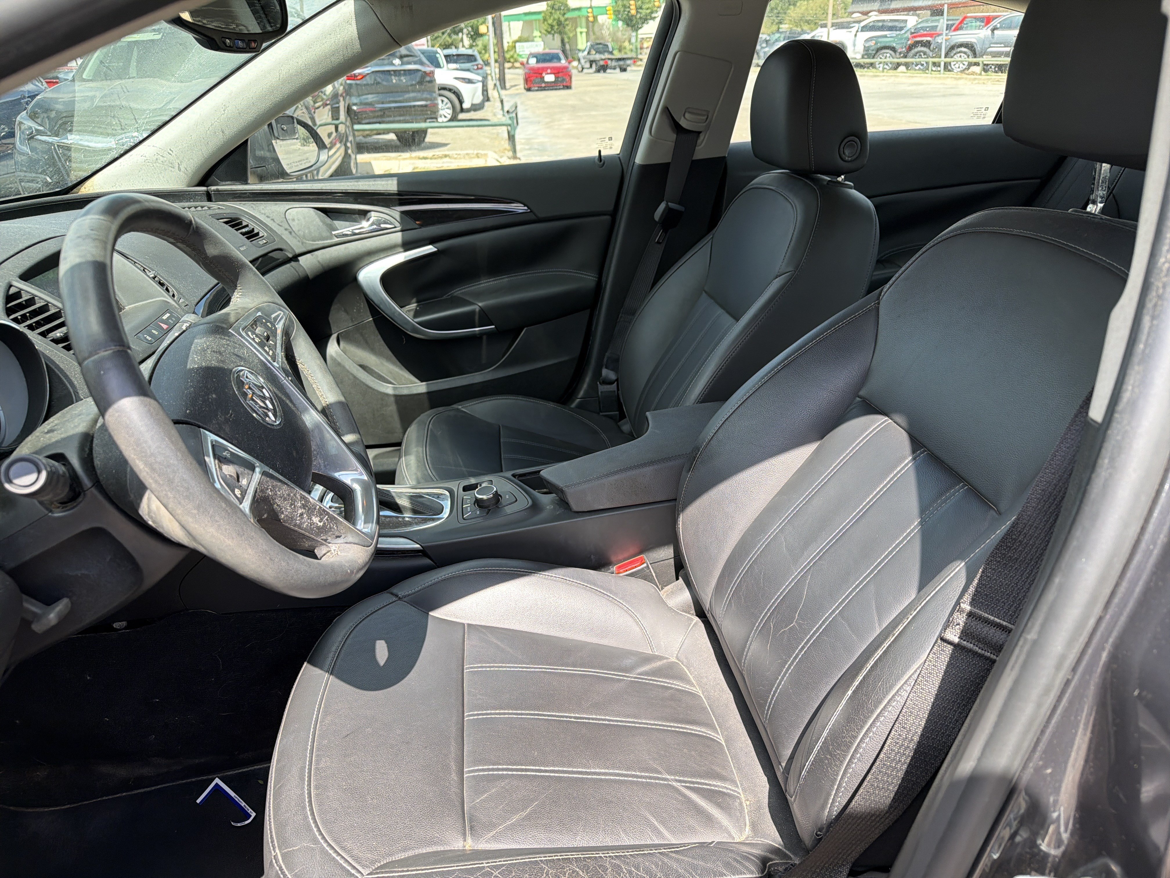 Used 2011 Buick Regal CXL w/ RL6 Preferred Equipment Group FWD image 9