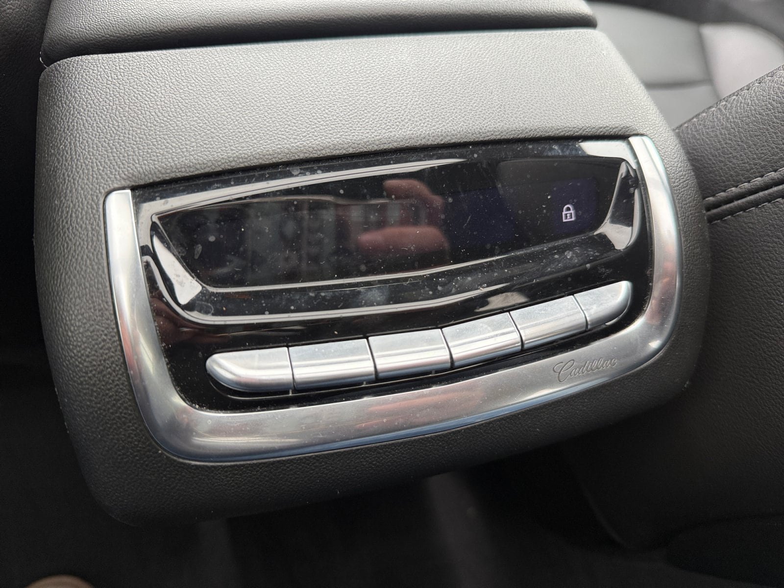 Used 2024 Cadillac XT6 Luxury w/ LPO, Floor Liner Package AWD/4WD image 19