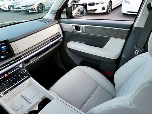 Used 2024 Hyundai Santa Fe Calligraphy image 25