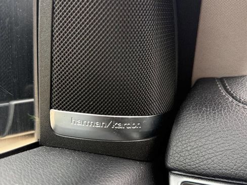 Used 2014 Mercedes-Benz GL 550 4MATIC image 94