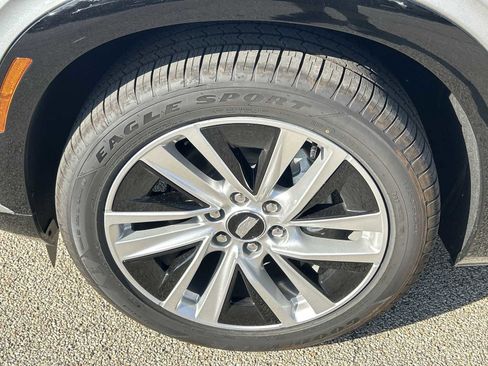 New 2026 Cadillac Vistiq Luxury image 33