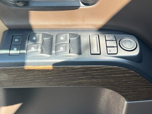 Used 2018 GMC Sierra 1500 Denali w/ Denali Ultimate Package image 24