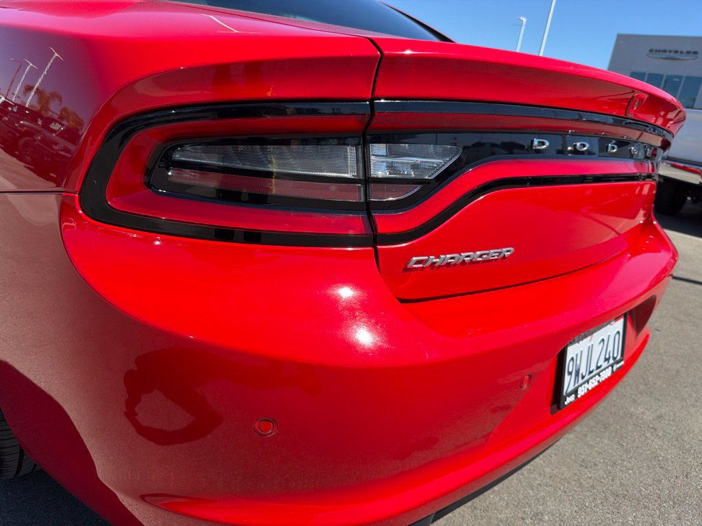 Used 2022 Dodge Charger SXT RWD image 7
