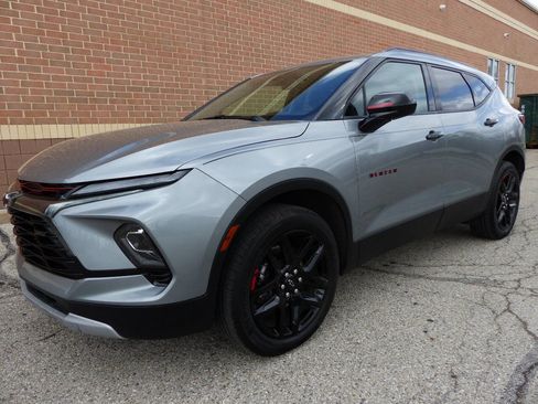 Used 2025 Chevrolet Blazer LT w/ Redline Edition image 5