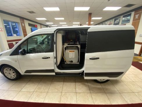 Used 2018 Ford Transit Connect XL FWD image 3