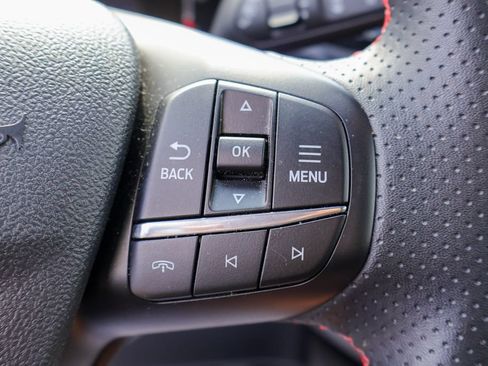 Used 2025 Ford Escape ST-Line AWD/4WD image 13