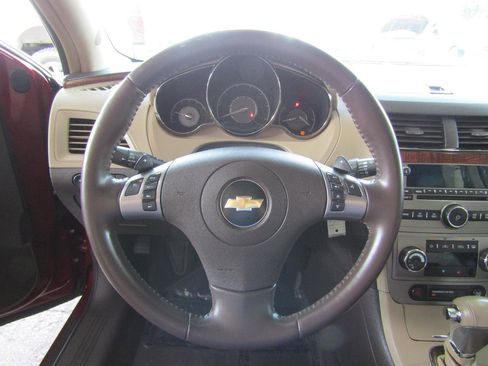 Used 2008 Chevrolet Malibu LTZ image 14