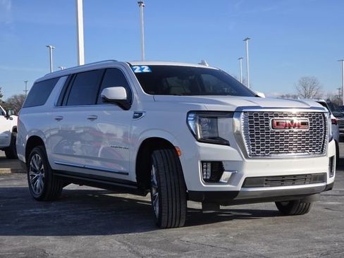 Used 2022 GMC Yukon XL Denali w/ Denali Ultimate Package image 23