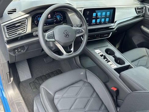New 2026 Volkswagen Atlas Cross Sport SE AWD/4WD image 10