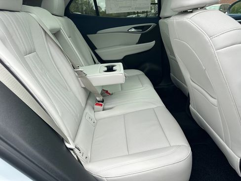 New 2026 Buick Envision Avenir image 16