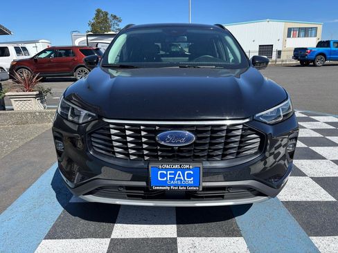 Used 2024 Ford Escape Platinum AWD/4WD image 8