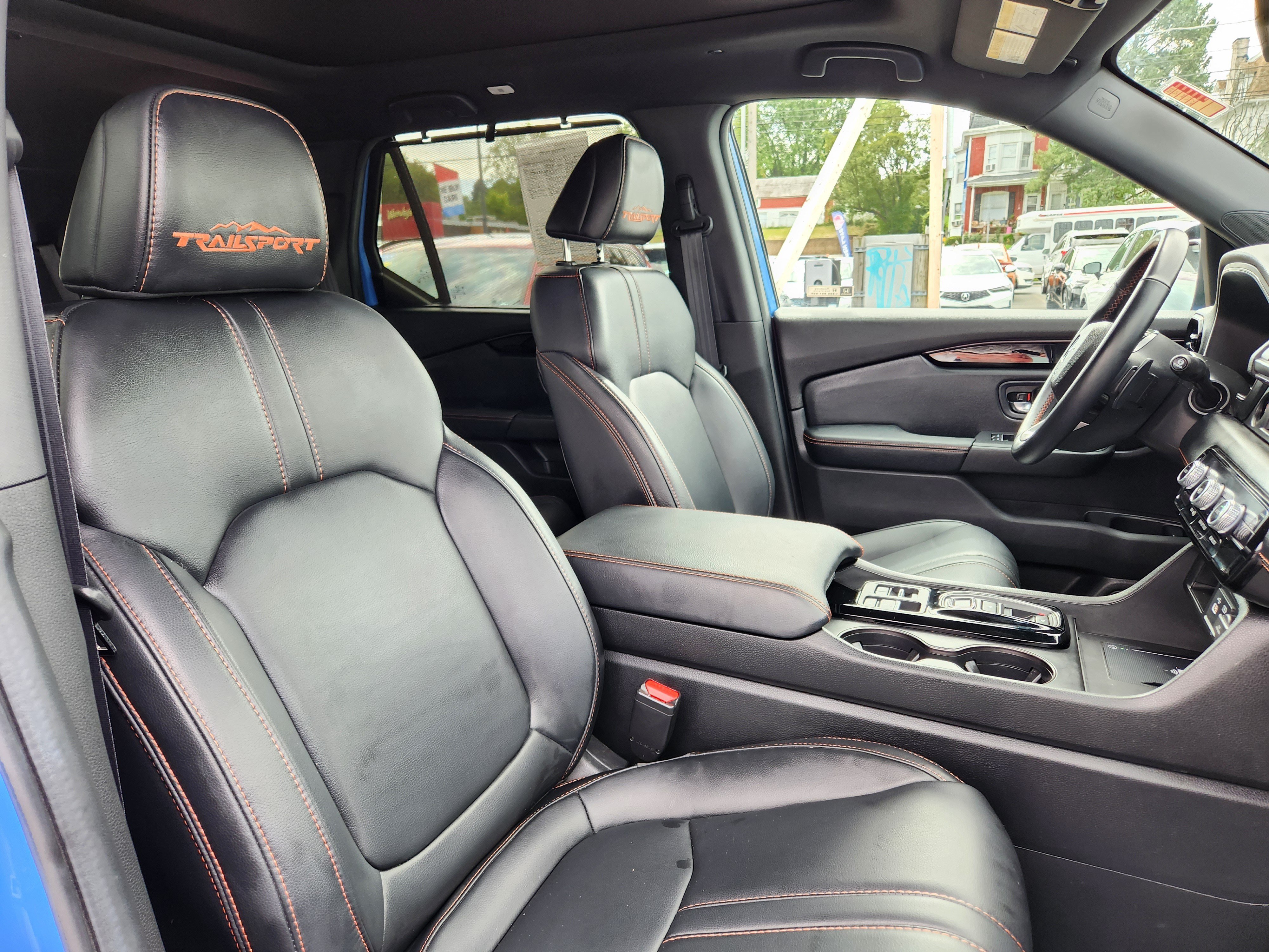 Certified 2025 Honda Pilot TrailSport image 16