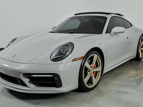 Used 2020 Porsche 911 Carrera S RWD image 6