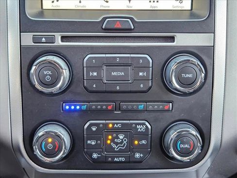 Used 2017 Ford Expedition XLT w/ Equipment Group 202A RWD image 14