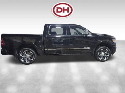 Used 2019 RAM 1500 Limited AWD/4WD image 2