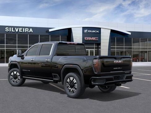 New 2026 GMC Sierra 3500 Denali w/ Denali Reserve Package AWD/4WD image 3