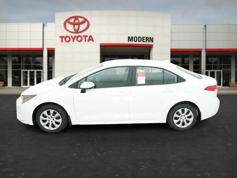 New 2026 Toyota Corolla LE image 9