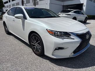 Used 2017 Lexus ES 350 w/ Luxury Package video 1