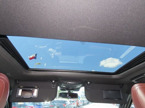 Used 2024 Ford Expedition Limited AWD/4WD image 24