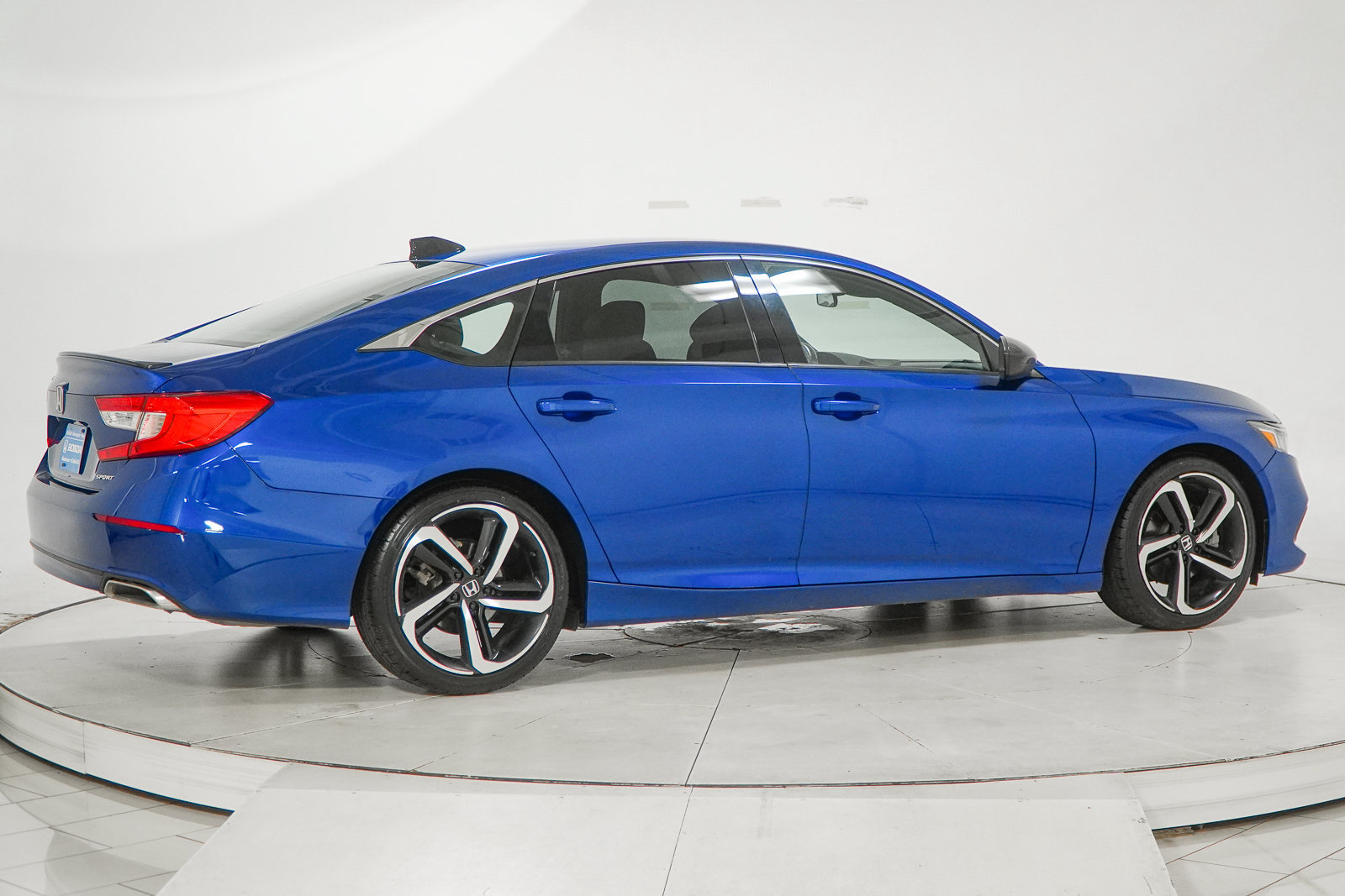 Used 2022 Honda Accord Sport image 12
