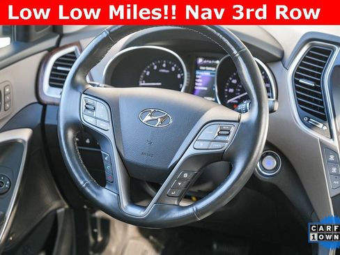 Used 2019 Hyundai Santa Fe XL image 14