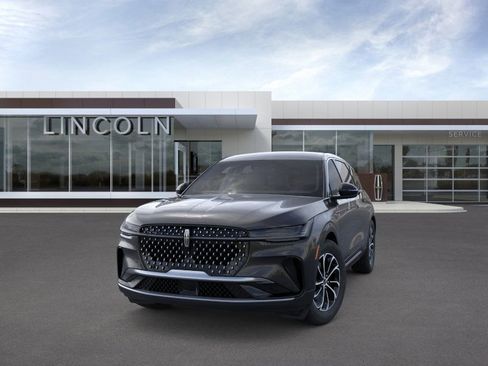 New 2026 Lincoln Nautilus Premier image 2