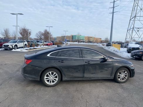 Used 2016 Chevrolet Malibu LT image 15