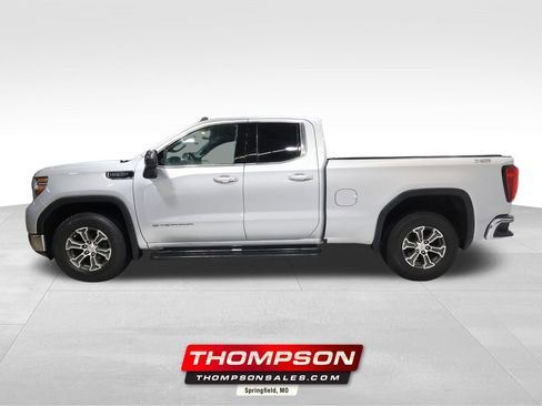 Used 2020 GMC Sierra 1500 SLE w/ SLE Value Package image 1