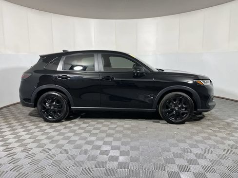 Used 2025 Honda HR-V Sport image 9