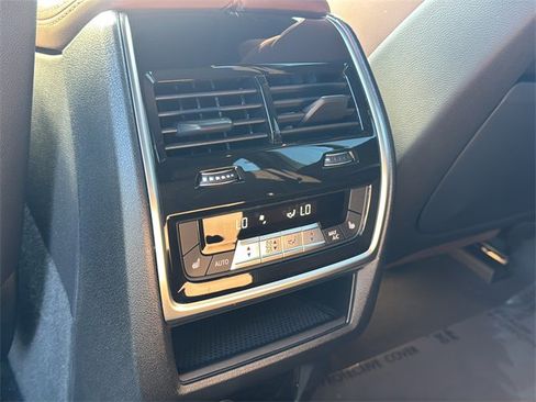 Used 2023 BMW X5 xDrive40i w/ Premium Package image 14