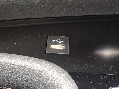 New 2026 Toyota Sienna Limited image 21