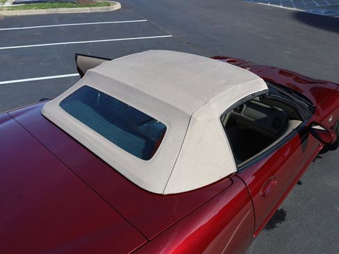 Used 2003 Chevrolet Corvette Convertible w/ Preferred Equipment Group1 RWD image 9