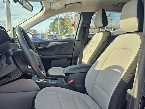 Used 2023 Ford Escape Active image 12