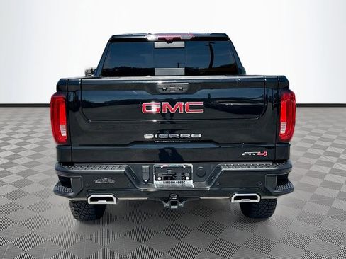Used 2024 GMC Sierra 1500 AT4 w/ Technology Package image 6