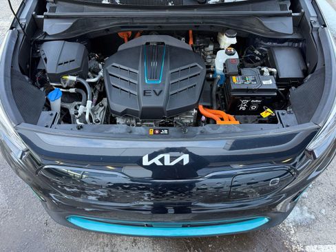 Used 2022 Kia Niro EX w/ Cold Weather Package image 41