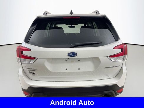 Used 2024 Subaru Forester Premium image 9