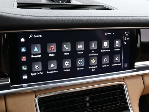 Certified 2023 Porsche Panamera 4 AWD/4WD image 20