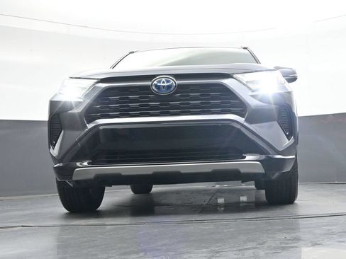 Used 2023 Toyota RAV4 SE AWD/4WD image 42