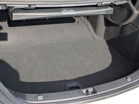 Used 2020 Mercedes-Benz E 350 4MATIC Sedan image 6