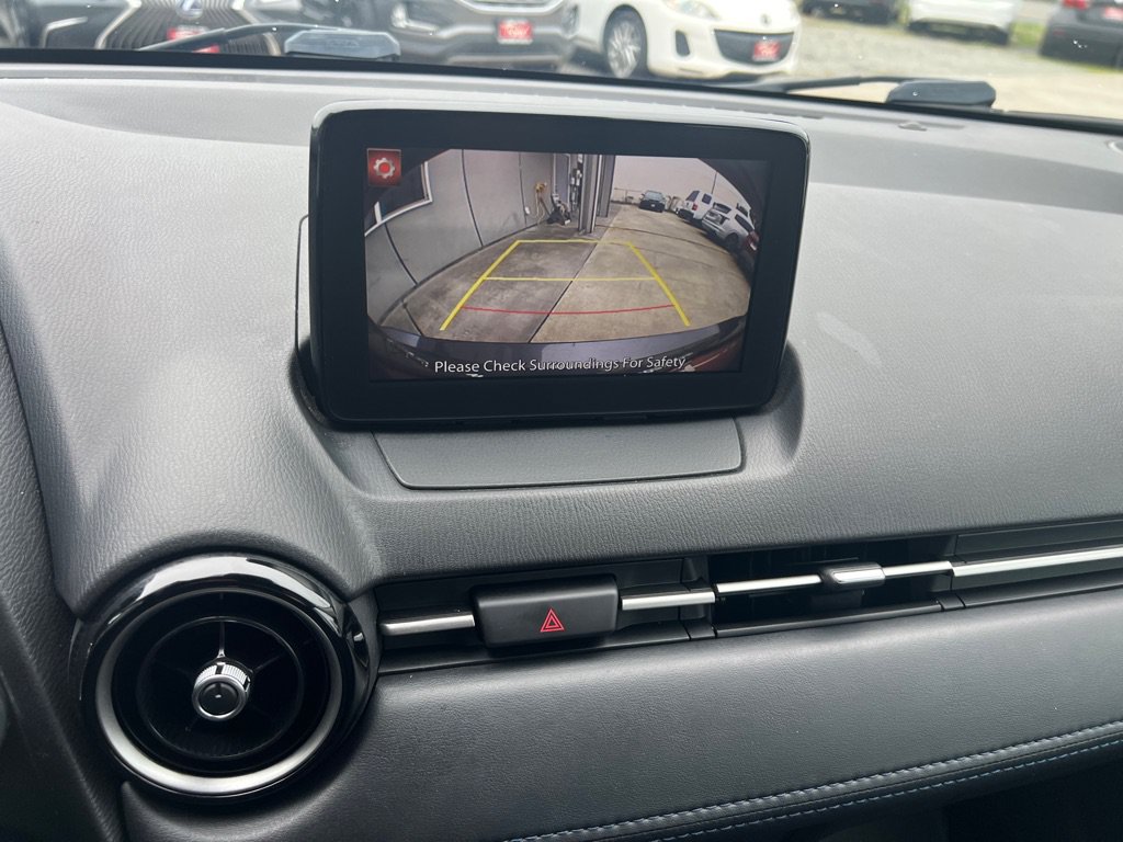 Used 2019 Toyota Yaris LE FWD image 20