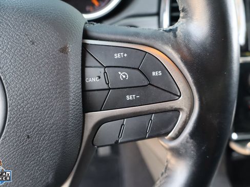 Used 2020 Jeep Grand Cherokee Altitude RWD image 16