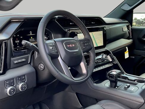 New 2025 GMC Sierra 1500 AT4 w/ AT4 Premium Package AWD/4WD image 10