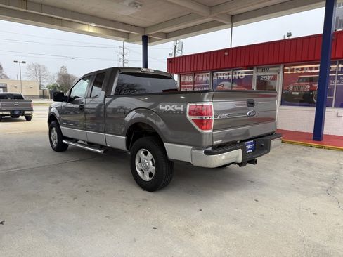 Used 2011 Ford F150 XLT w/ Off Road Pkg image 5