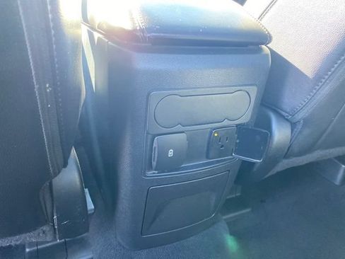 Used 2022 Ford Explorer Limited AWD/4WD image 20