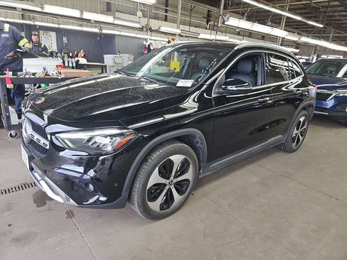 Used 2025 Mercedes-Benz GLA 250 image 2