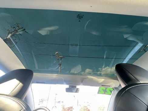 Used 2022 Tesla Model 3 Performance image 30