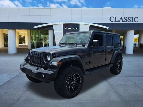 Used 2023 Jeep Wrangler Unlimited Sport AWD/4WD image 3