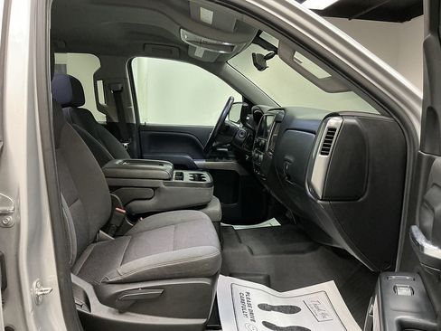 Used 2018 Chevrolet Silverado 1500 LT w/ All Star Edition AWD/4WD image 29